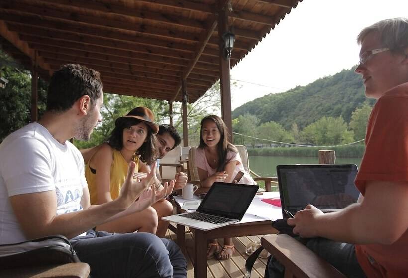 استراحتگاه Robin S Nest