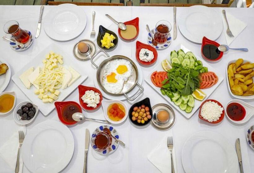 Resort Teos Ormanci Tatil Koyu