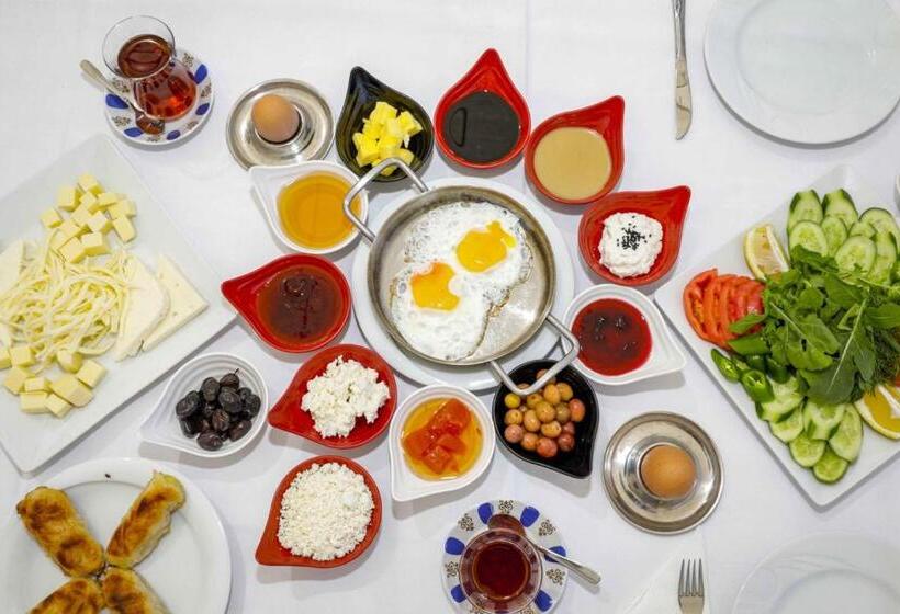 Resort Teos Ormanci Tatil Koyu