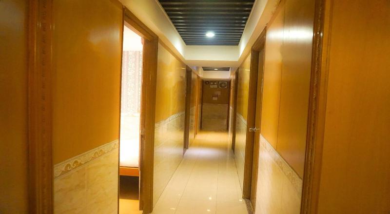 مسافرخانه Nathan House