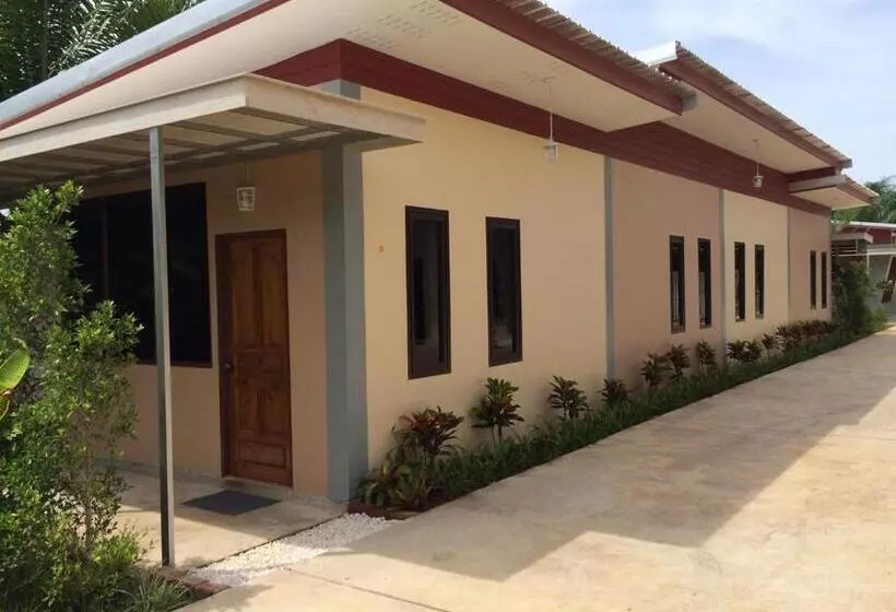 هتل Banana Place Resort