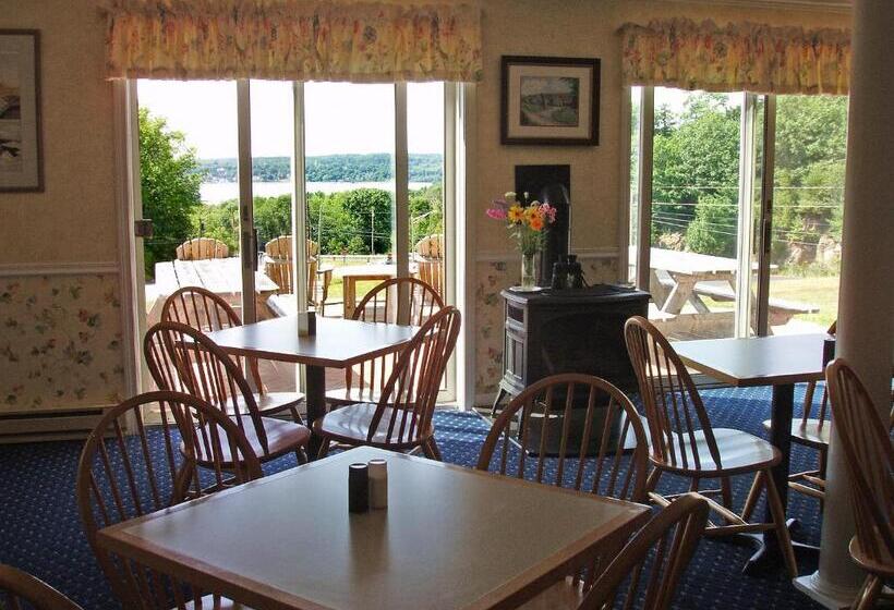 בית מלון כפרי Cod Cove Inn, Bw Signature Collection