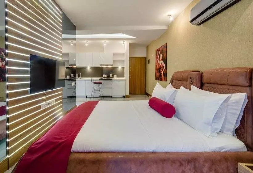 ホテル Concept Suites