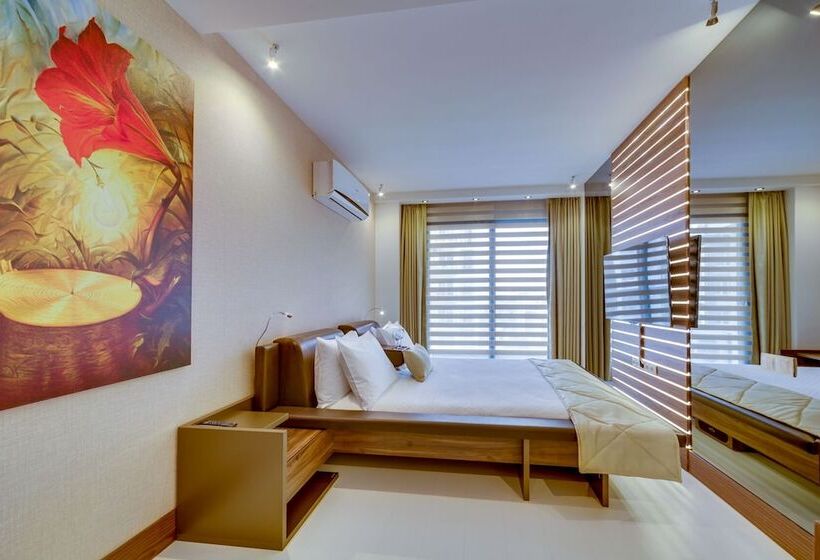 هتل Concept Suites