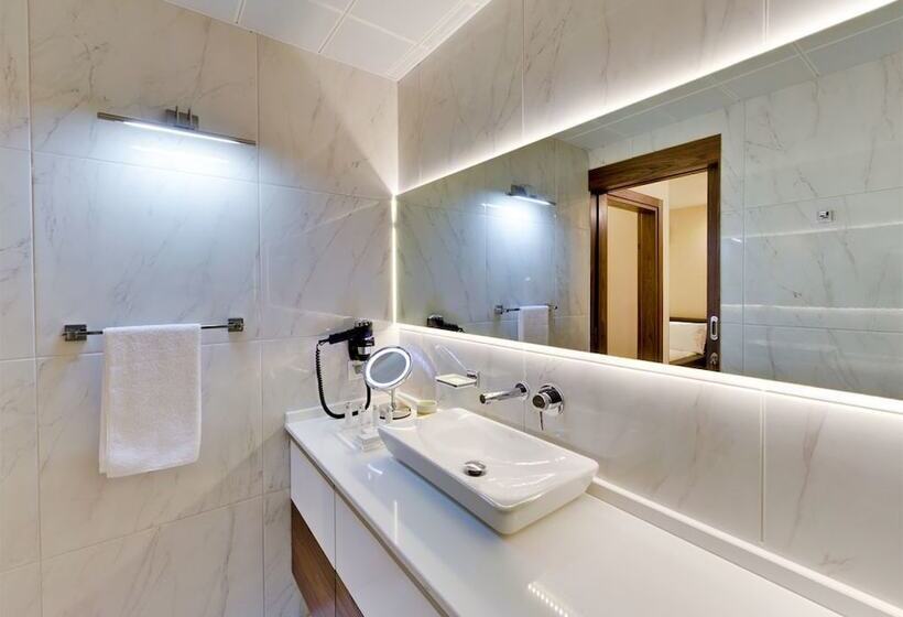 هتل Concept Suites