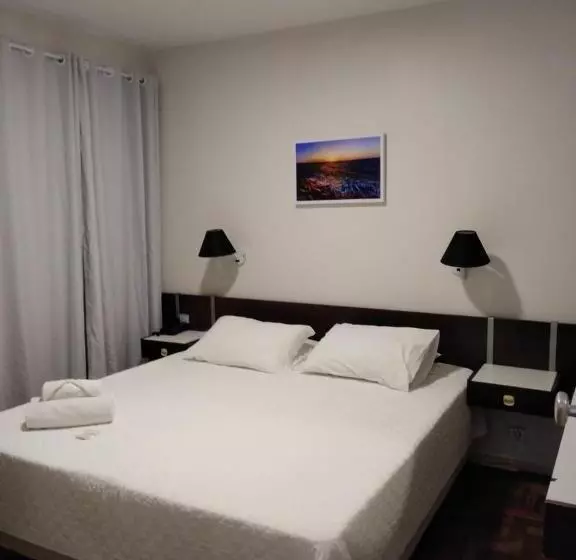 Hotelli De Rose Centro