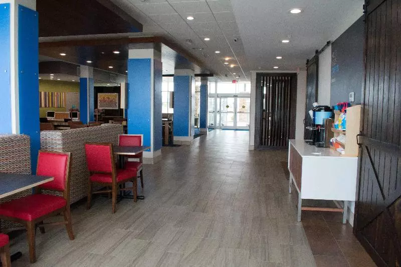 ホテル Holiday Inn Express & Suites West Memphis, An Ihg