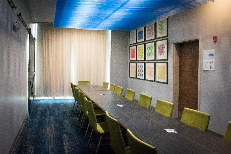 ホテル Holiday Inn Express & Suites West Memphis, An Ihg