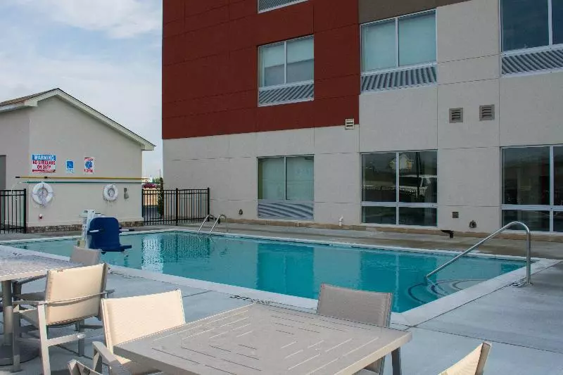 ホテル Holiday Inn Express & Suites West Memphis, An Ihg