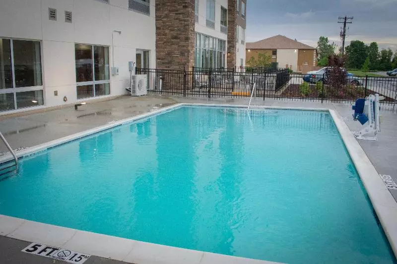 ホテル Holiday Inn Express & Suites West Memphis, An Ihg