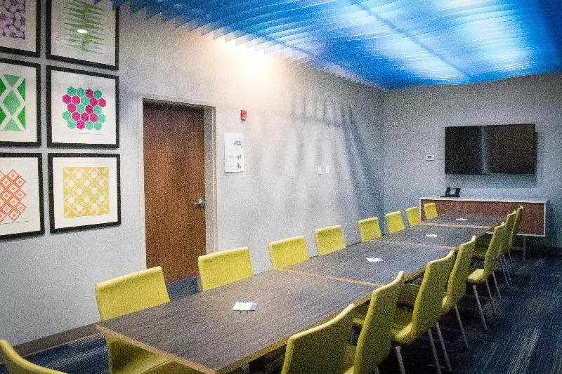 ホテル Holiday Inn Express & Suites West Memphis, An Ihg