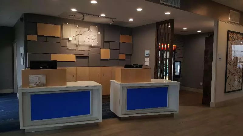 ホテル Holiday Inn Express & Suites West Memphis, An Ihg