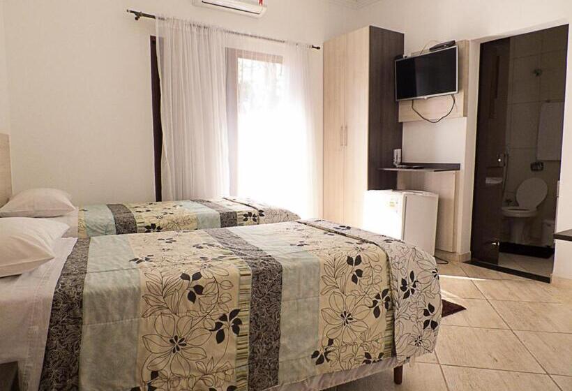 בית מלון כפרי Nova Odessa   Oficial