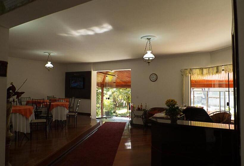 בית מלון כפרי Nova Odessa   Oficial