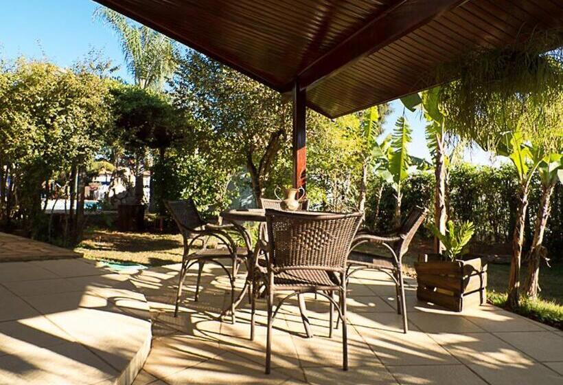 בית מלון כפרי Nova Odessa   Oficial