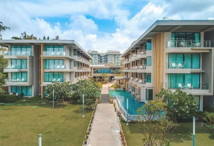 ホテル Sand Dunes Chaolao Beach Resort