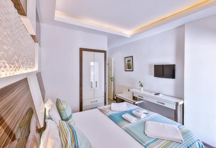 هتل Sonne   Adults Only