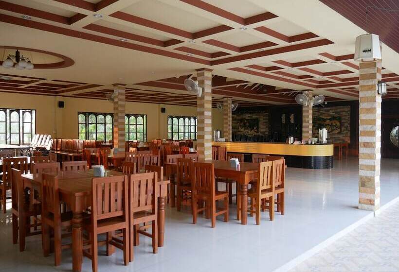 Отель Sukhothai Grand Resort & Spa