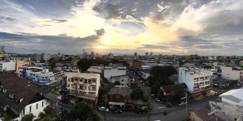 هتل Wisdom Residence