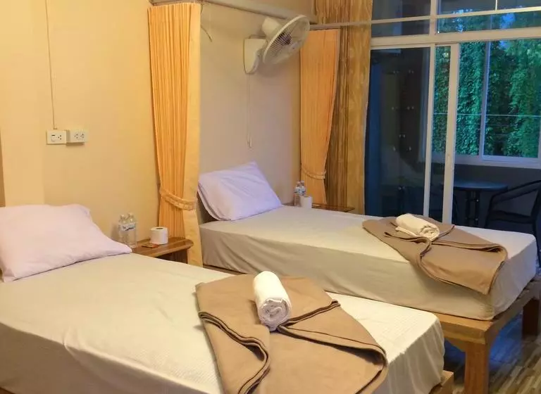 Retkeilymaja Khao Sok Residence Resort