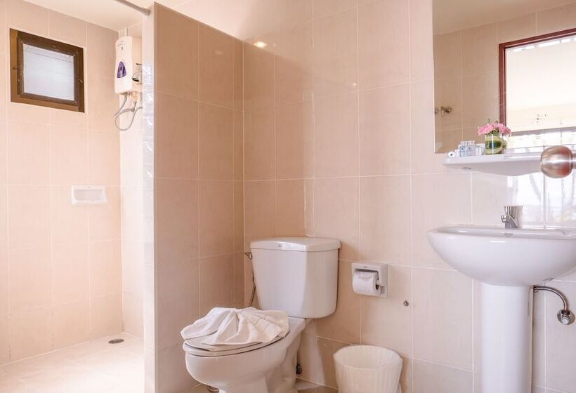 New Travel Beach Hotel & Resort