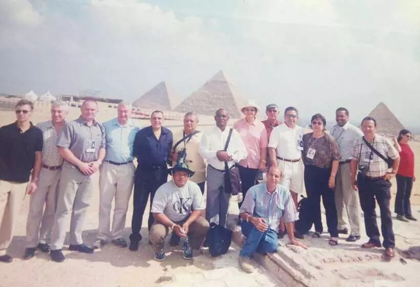 پانسیون Pyramids Plateau Inn