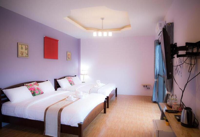 استراحتگاه The Boat House