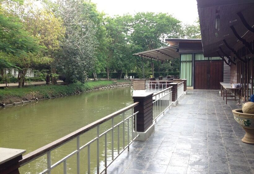 Young Coconut Garden Home Resort