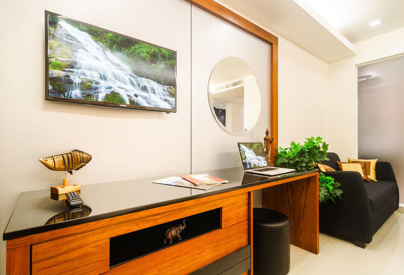 Cosy Beach View Condominium Official