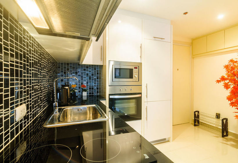 Cosy Beach View Condominium Official