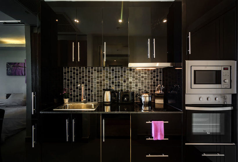 Cosy Beach View Condominium Official