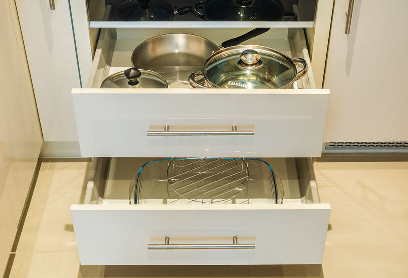 Cosy Beach View Condominium Official