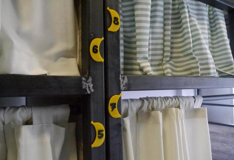 Happy Monkey Hostel Bangkok