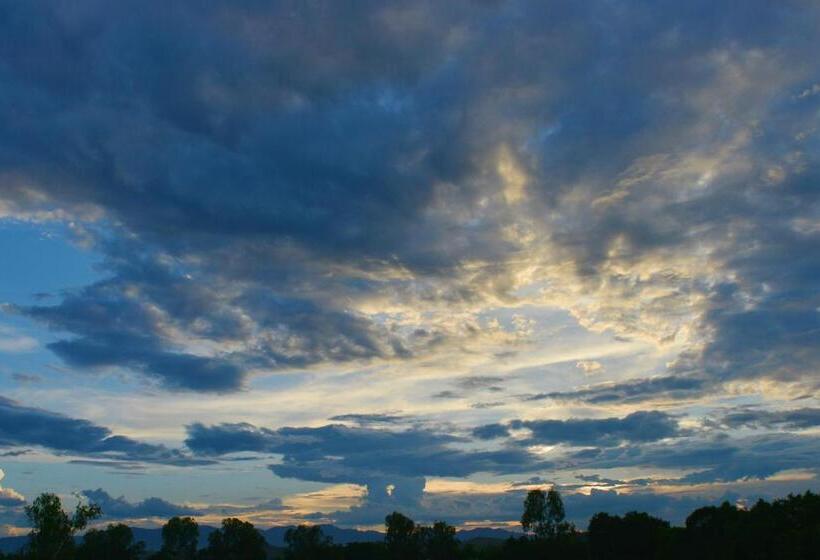 ホテル หมื่นช้างน่านบูทีค