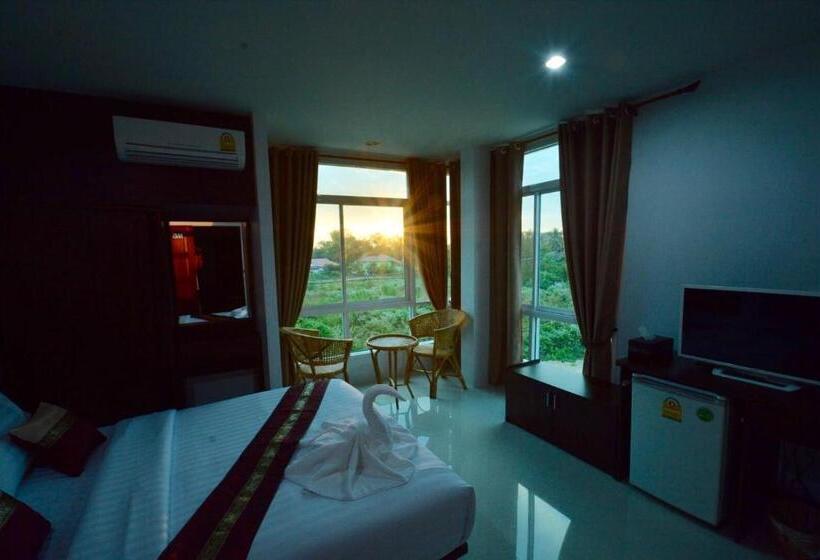 ホテル หมื่นช้างน่านบูทีค