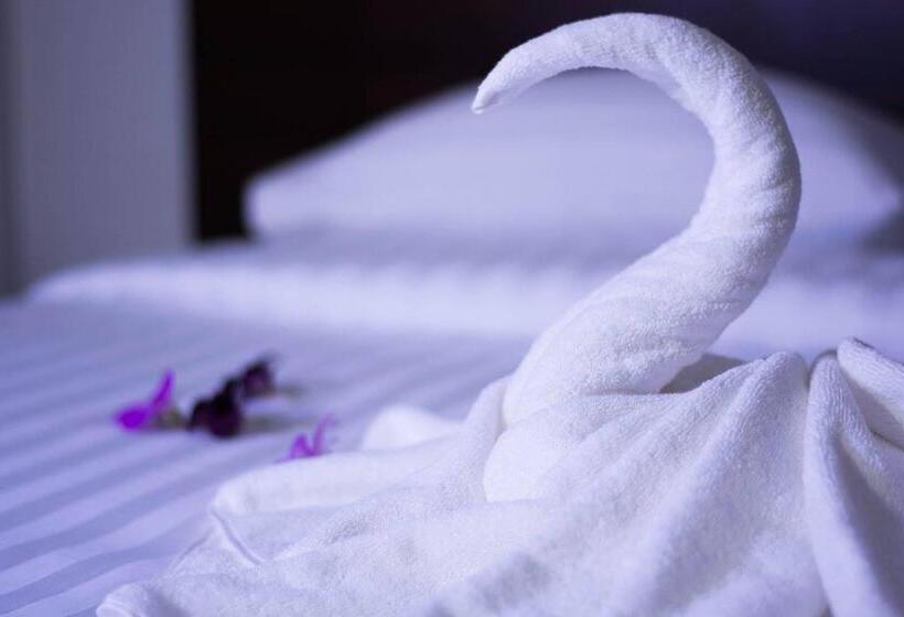 ホテル หมื่นช้างน่านบูทีค