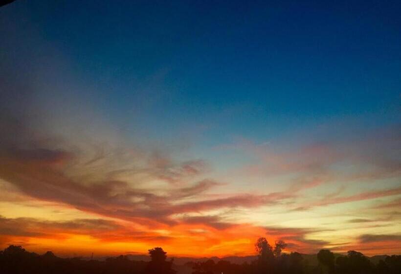 ホテル หมื่นช้างน่านบูทีค