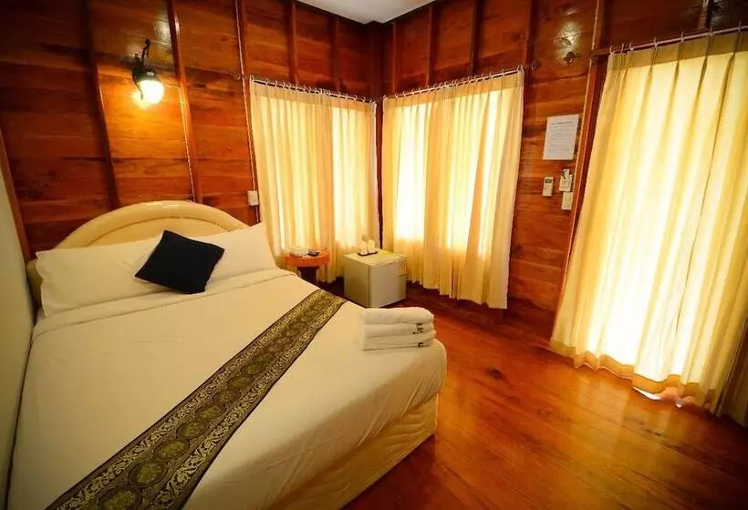 ホテル Baanchaylay Resort