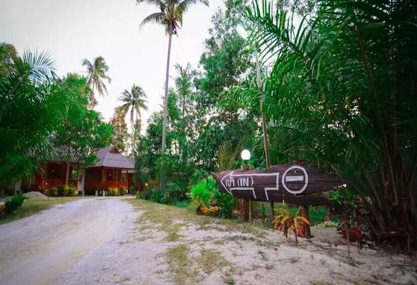 ホテル Baanchaylay Resort