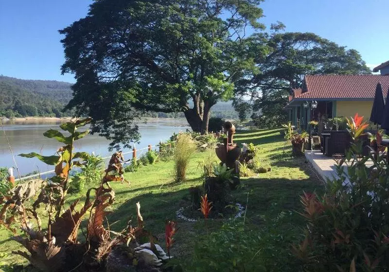 ホテル Khong Chiam Orchid Riverside Resort