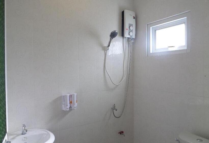 בית מלון כפרי Lanta Triple Novel