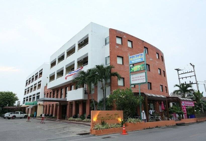 בית מלון כפרי Pin