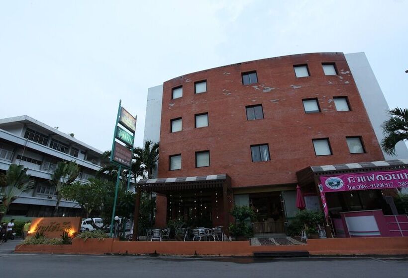 בית מלון כפרי Pin