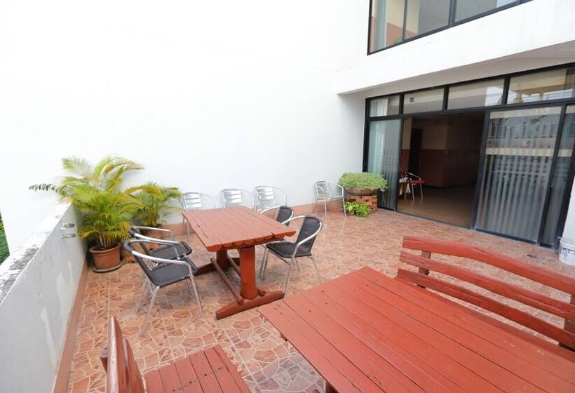 בית מלון כפרי Pin