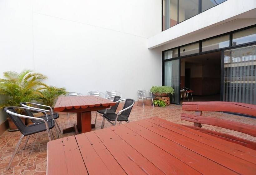 בית מלון כפרי Pin