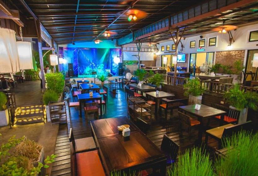 Royal Nakhara Hotel And Convention Centre