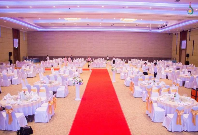 Royal Nakhara Hotel And Convention Centre