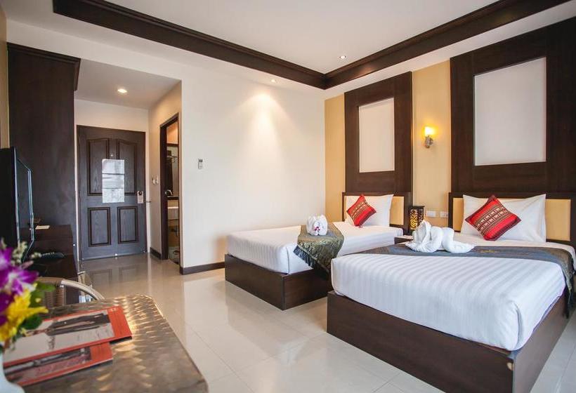 Royal Nakhara Hotel And Convention Centre