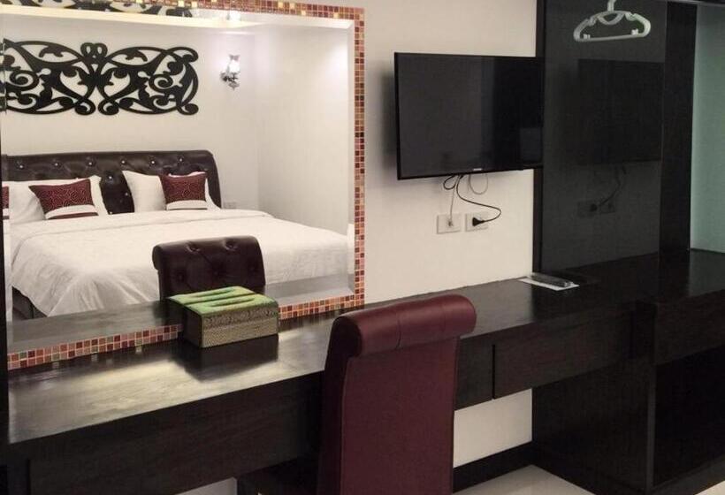 ホテル Samranchaykhong