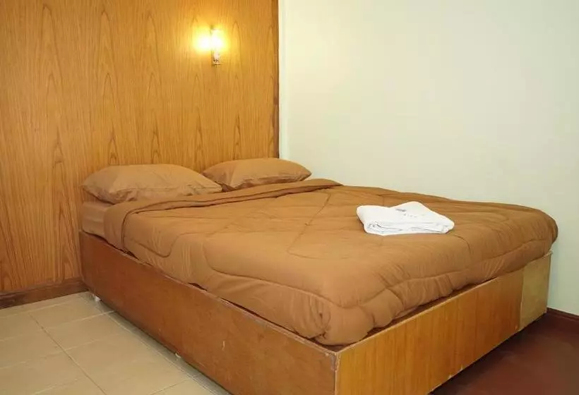 ホテル The River Guest House